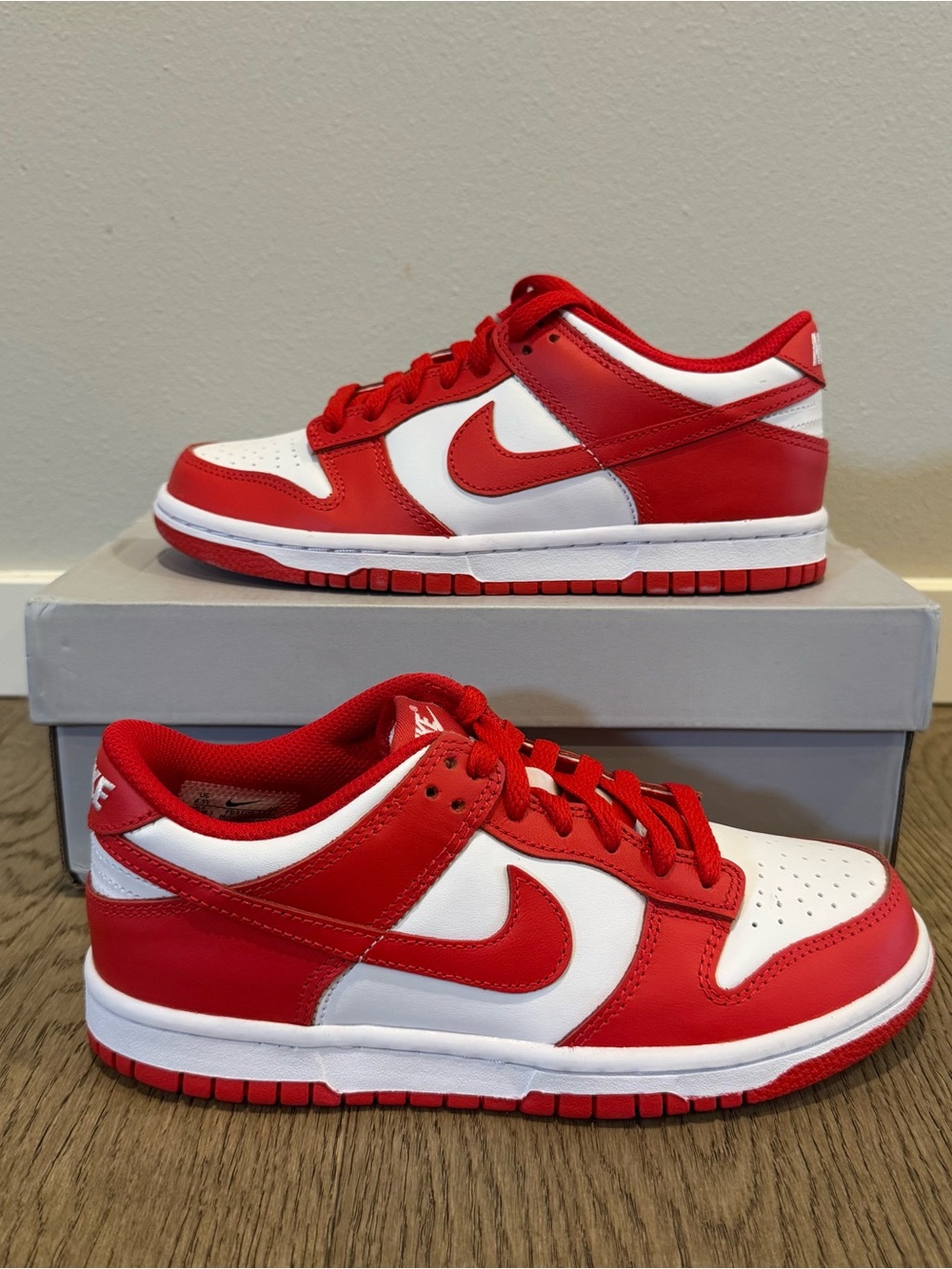 Nike Dunk Low Red White
